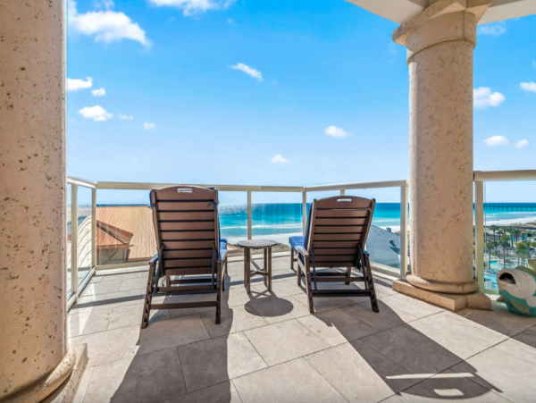 Gulf Front Luxury 4th floor Pensacola Beach Condo